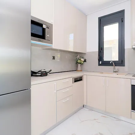 Vila Glaroi 3 *