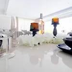 Glaroi 3 Villa *