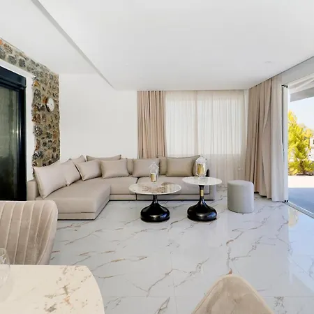 Glaroi 3 Villa Pefkochori