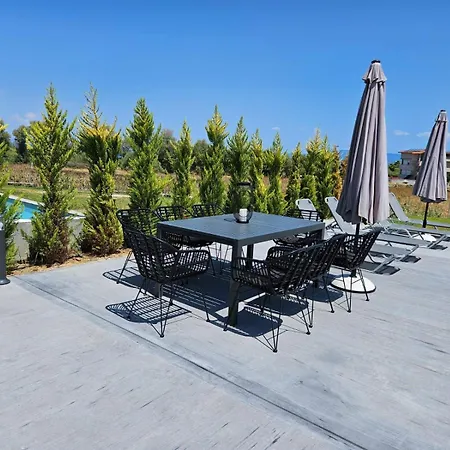 Villa Glaroi 3